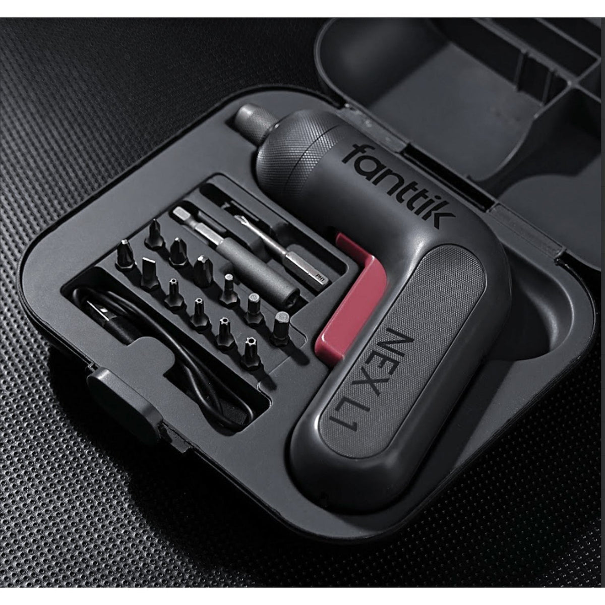 Fanttik L1 Pro Power Screwdriver,14 pcs S4 metal bits that cover all you need, USB A to C cable